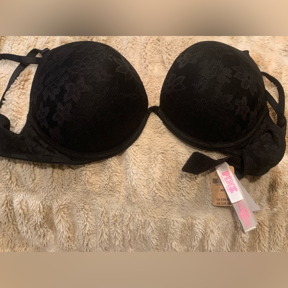 Victoria secrets pink push up bra